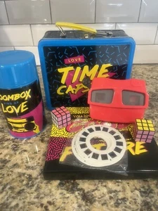Capsula del tempo scatola pranzo in metallo anni '80 con Boombox Thermos - Foto 1 di 6