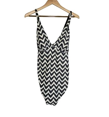 Liz Lange Maternity Gray & White One Piece Swimsuit Size XL - Image 1 of 4