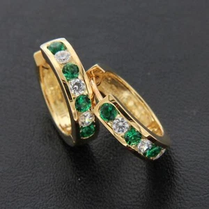 Russischer Clip-Creolen 2 kt runder simulierter Diamant in 14 kt Gelbgold... - Bild 1 von 6