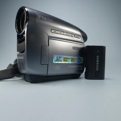 Samsung VP-D371W Handheld MiniDV Cassette Camcorder Silver Tested - Image 1 of 4
