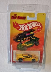 Hot Wheels Ferrari 512M Testarossa Yellow Hot Ones 2011 *RARE DIFFICULT TO FIND* - Picture 1 of 3