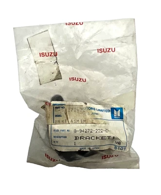 Новый из старых запасов кронштейн в сборе Isuzu 8942722220 - Изображение 1 из 2