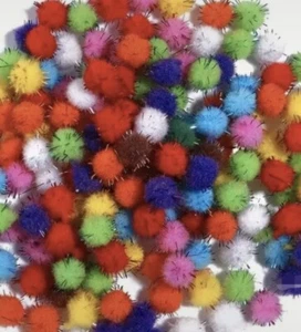 Lot de 100 pompons multicolores pour création, environs 1 cm, neuf - Picture 1 of 1
