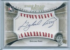 2011 ITG Heroes & Prospects Gaylord Perry Between the Seams WHITE AUTO TRUE 1/1
