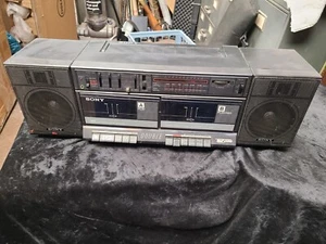 Radio boombox casete doble estéreo AM/FM Sony CFS-W400 vintage años 90 necesita trabajo - Imagen 1 de 11