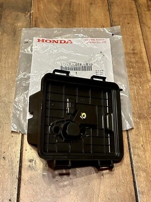 HONDA Air Filter Housing HRR216 HRX217 HRS216 17220-Z8B-010 Genuine OEM - Image 1 of 4