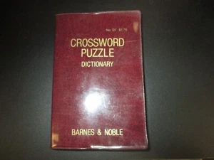 Vintage Barnes & Noble Crossword Puzzle Dictionary/Pocket Book Size - Picture 1 of 7