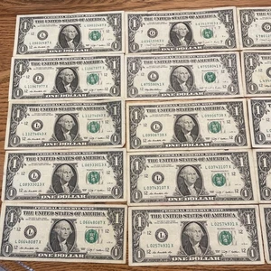 X $1 One Dollar Fed Notes Lot 20, Circul, 2-1988A, 2-1995, 16-2009.  G78012967X - Picture 1 of 14