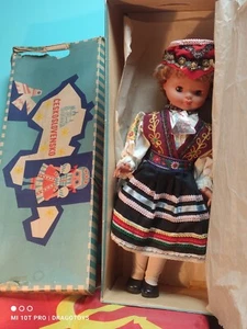 VINTAGE TOY DOLL CZECHOSLOVAKIA ORIGINAL BOX IN NATIONAL FOLK COSTUME WORLD - Picture 1 of 24