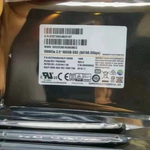 Samsung 960 Go SM863a SSD MZ-7KM960N MZ7KM960HMJP-00005 GXM5304Q 2,5" SATA 6 Gbit/s - Photo 1/1