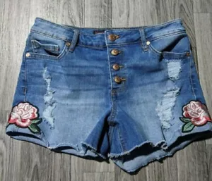 No Boundaries Junior Size 5 Floral Patch Distressed Button Fly Denim Jean Shorts - Picture 1 of 12