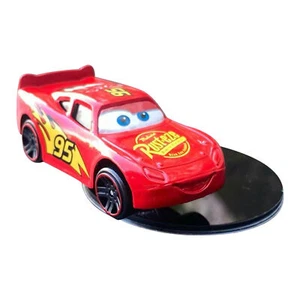 Car for Lightning Mcqueen Drift Rotating Ornaments Auto Dashboard Turning - Foto 1 di 9