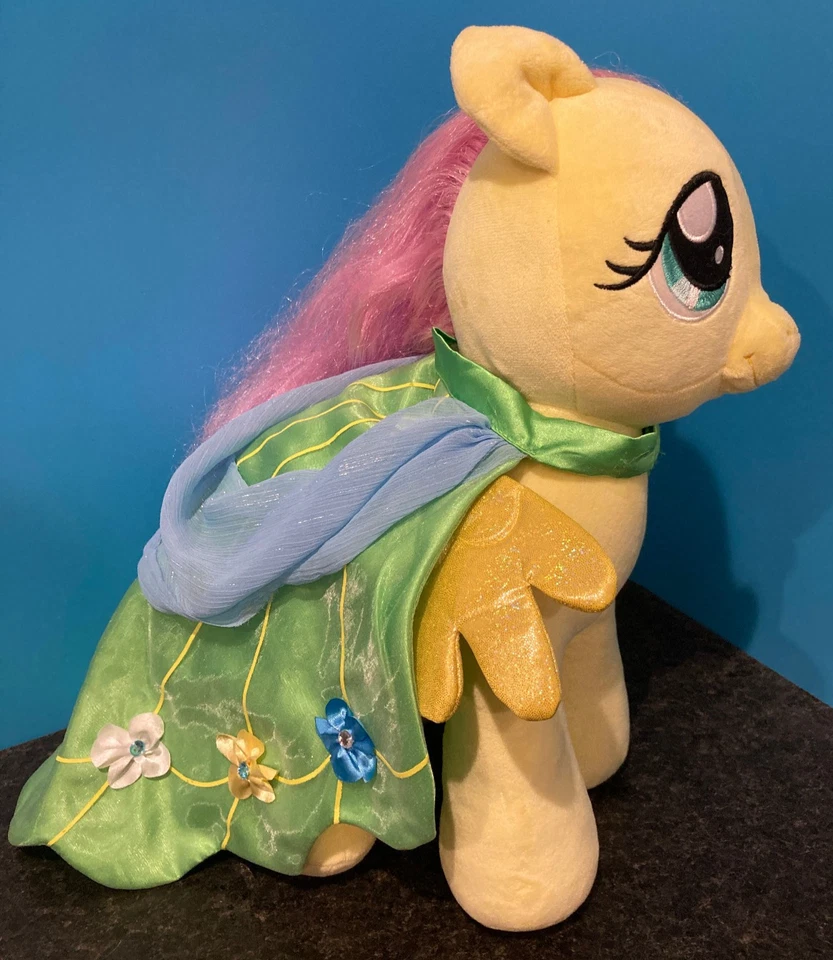 Peluche My Little Pony G4 Build A Bear BABW MLP Fluttershy 15" con capa Foto 1 de 4