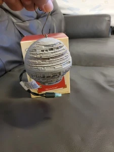 Markenzeichen Andenken Star Wars Todesstern magisches Licht Weihnachtsschmuck - Bild 1 von 4