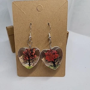 Handmade Heart-Shaped Tree with Red Blossoms Dangle Earrings NEW Lobe Area - Picture 1 of 4