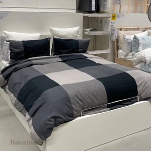 IKEA BRUNKRISSLA Duvet cover and pillowcase(s), Black, Full/Queen (Double/Queen) - Picture 1 of 8