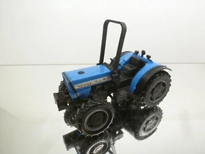 ROS AGRI ITALY LANDINI 8560F TRACTOR - BLUE 1:25 - GOOD CONDITION - Picture 1 of 7