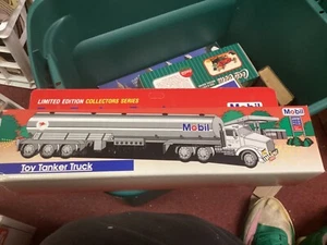 1993 Mobil Toy Tanker Truck Mint New in Box - Picture 1 of 1