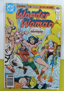 Wonder Woman #268 - Animal Man app - 1st App Lumberjack - Newsstand - FN - DC - Picture 1 of 11