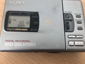 Vintage Sony Walkman MZ-R30 Personal Minidisc Recorder / Player MD Mini Disc - Imagen 1 de 9