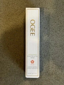 OGEE Hydraganics Stick olio labbra colorato organico scolpito *Rosso trasparente PETUNIA NUOVO CON SCATOLA - Foto 1 di 3