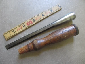 Antique Vintage Unbranded 3/8" Socket Woodworking Chisel Leather Cap Wood Handle - Picture 1 of 6