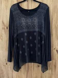 B.L.E.U.  Schwarzes Langarmshirt mit Nietenverzierungen Damen XL - Bild 1 von 8