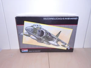 Monogram AV-8B Harrier 1:48 No.5448 - Bild 1 von 2