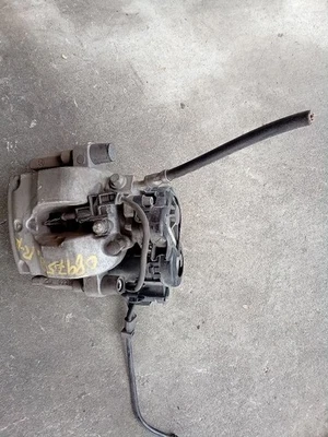 Pinza de pasajero tipo 253 SUV cupé VIN 8 se adapta a 16-23 MERCEDES CLASE GLC 355429 Foto 1 de 4