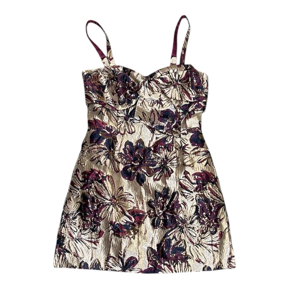 Mameluco Lilly Pulitzer Kavia Falda Pequeño Amarena Cereza Fiesta Floral Brocado Foto 1 de 4