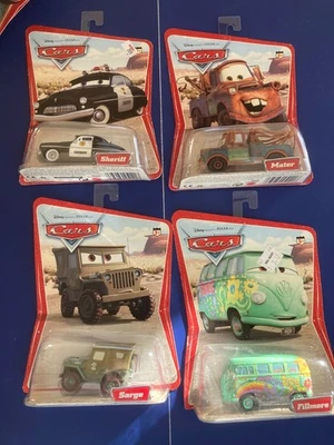 4 tarjetas vintage del desierto de Disney Cars 2005 Fillmore Sarge Mater Sheriff Foto 1 de 4