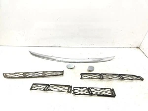 TOYOTA PREVIA 2.0 D4D 85KW 2002 LHD FRONT BUMPER GRILL COVER TRIM 5271128040 - Picture 1 of 12