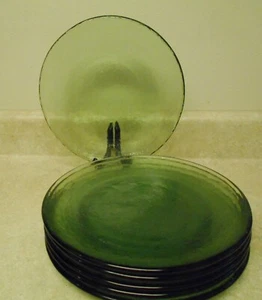 Fire And Light Recycled Glass 11" Dinner plate Olive Green 6 available - Picture 1 of 2