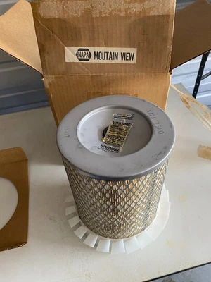 (1) Elemento de filtro de aire NOS NAPA 2540 con aletas nuevo en caja semi? Mack? John Deere? Foto 1 de 4