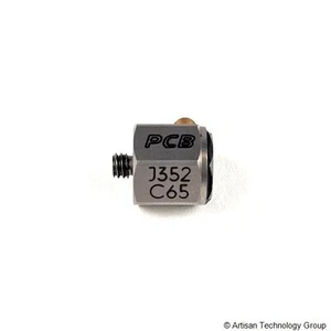 PCB Piezotronics J352C65 ICP Accelerometer - Picture 1 of 4