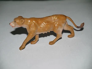 FIGURINE STARLUX ANIMAUX ZOO LIONNE DES MONTAGNE MARRON - Bild 1 von 2