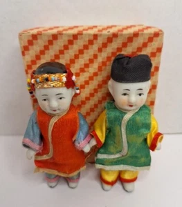 Vintage Chinese Bisque Bride & Groom Figurines Dolls in Original Box Porcelain  - Picture 1 of 9