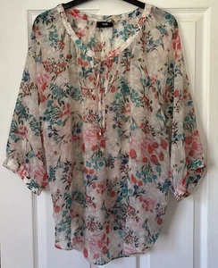 WALLIS SIZE XL LIGHTWEIGHT SHEER FLORAL BLOUSE WITH METAL BUTTONS TIE NECK - Picture 1 of 16