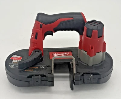 Sierra de cinta subcompacta inalámbrica Milwaukee 2429-20 Foto 1 de 4