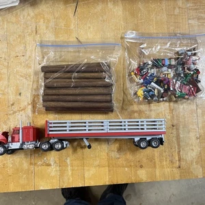 Lionel O Gauge Big Rig Semi Kenworth Tractor w/ Long Stakebed Trailer - Picture 1 of 12