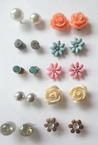 Konvolut 10 Paar Ohrstecker Blumen Strass Perlen - Bild 1 von 4