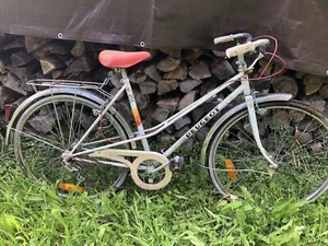 Vélo Peugeot femme vintage À Restaurer  - Imagen 1 de 4