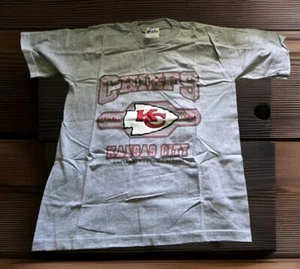 Kansas City Chiefs T-shirt Boys 10/12 ProPlayer - Picture 1 of 5