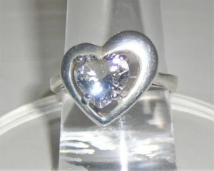 Sterling silver heart ring, brilliant heart cubic, looks just like a diamond. - Picture 1 of 2