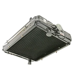 URSUS C330 C-330 CHŁODNICA WODY Z pokrywą chłodnicy i kranem MIEDZIANA 42293023, 5-KANAŁOWA - Zdjęcie 1 z 5