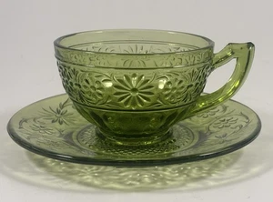 Daisy Green (Avocado) Cup And Suacer Set Of 6 by INDIANA GLASS - Picture 1 of 15