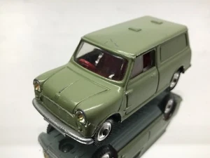 CORGI TOYS 250 AUSTIN MINI VAN -GREEN 1:43- GOOD CONDITION - 477 - Imagen 1 de 8