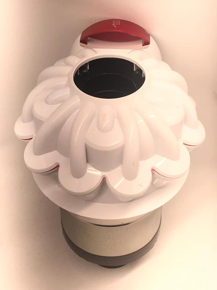 Replacement Dyson V7 Cyclone Assembly - White (IL/RT6-80169-V7-ASWHITE-UA) - Image 1 of 1