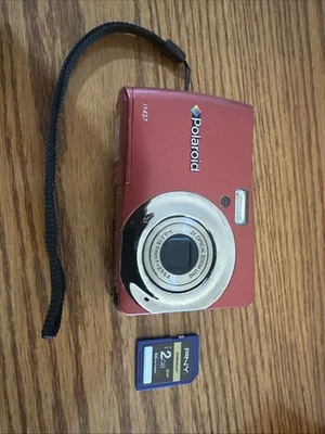 Red Polaroid I1437 14 MP Digital Camera With 3x Optical Zoom & 2GB PNY SD Card - Image 1 of 4
