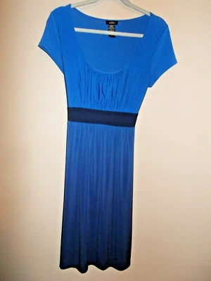 A.P.N.Y. Vestido para mujer talla M color azul bloqueado cintura alta estilo campesino  Foto 1 de 4